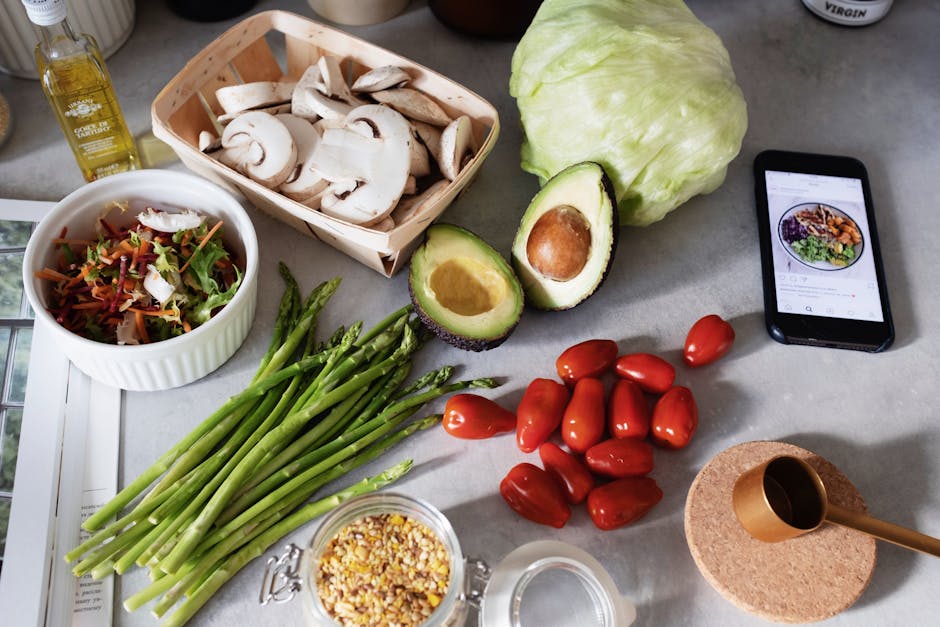 Färska grönsaker och ingredienser redo för matlagning